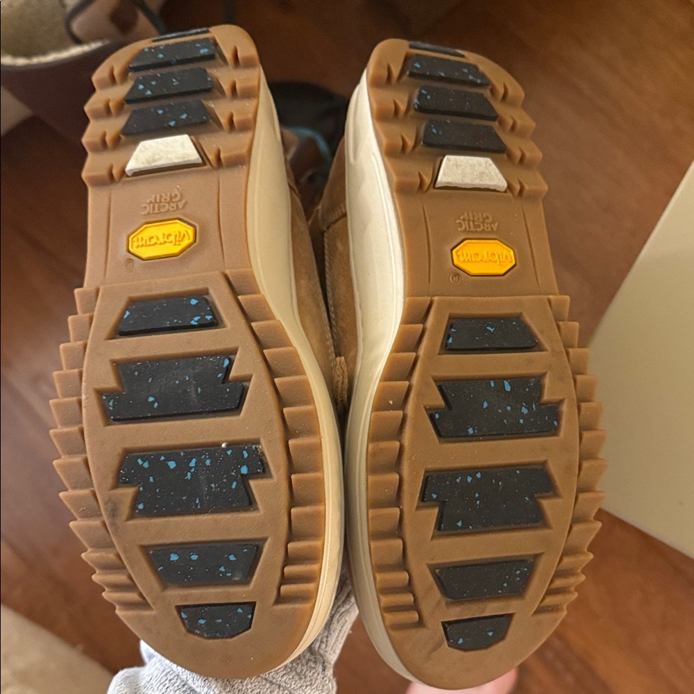 Sperry Brown Suede Winter Boots - Picture 5 of 6